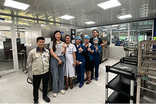 The WEGO Medical team conducts training for hospital managers