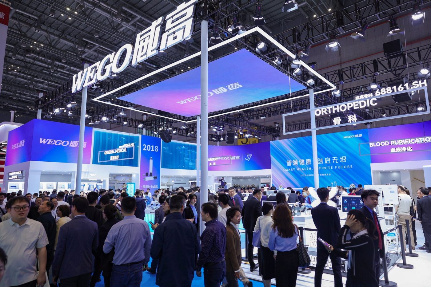 WYX1099.JPGtplv 9lv23dm2t1 resize animforce v1 1600 3000 gif